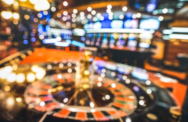 delapan toto app showing live blackjack table and mobile betting interface
